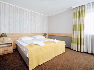 Отель Hotel Mużakowski Ленкница Двухместный номер «Комфорт» с 1 кроватью или 2 отдельными кроватями-3